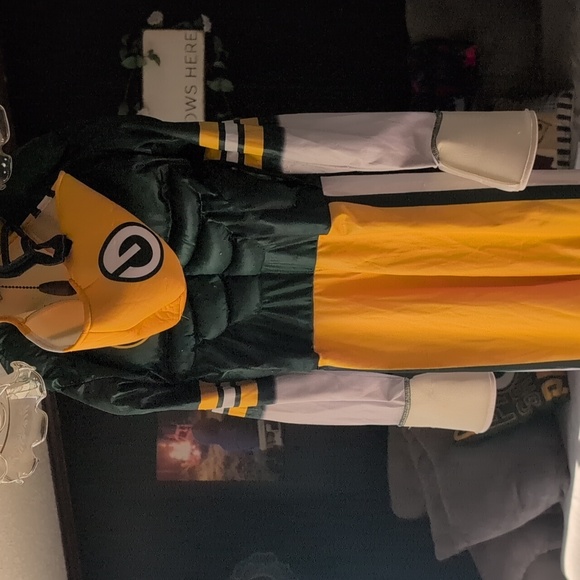 Green Bay Packer boys 8/10 costume - Picture 2 of 6